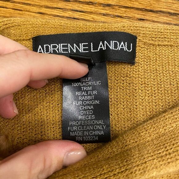 Adrienne Landau 100% rabbit fur fringe cape - Picture 4 of 7